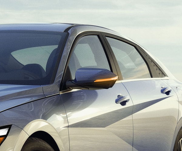 Hyundai Elantra - Image 4